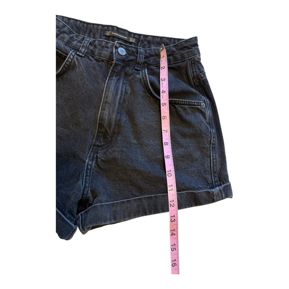 Zara Women's Black Denim Shorts - Size 4 - Picture 6 of 9